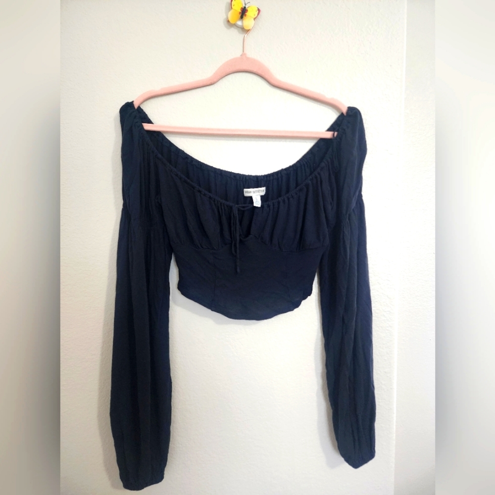 Urban Outfitters black long-sleeved cropped top